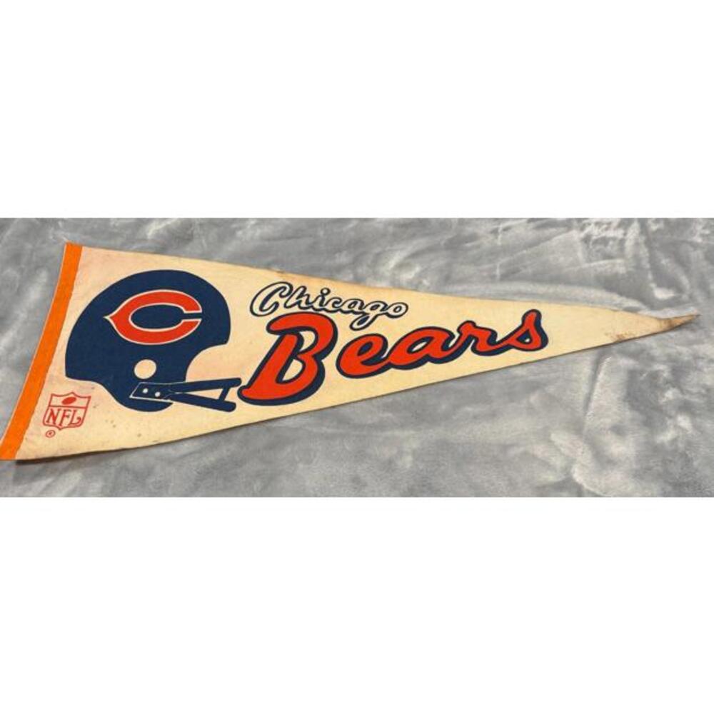 NFL CHICAGO BEARS Vintage 1980'S Full Size Pennant 30"